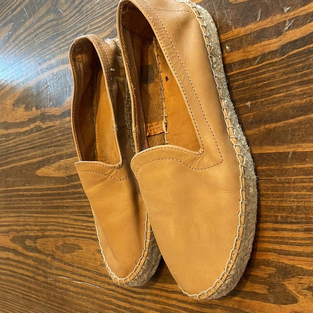 GAP Leather Cognac Slip On Espadrille Loafer Platform, size 9